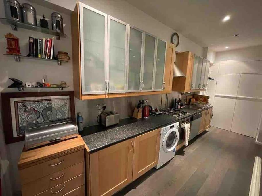 Large Studio Flat In Kensington Londres Extérieur photo