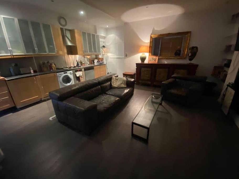 Large Studio Flat In Kensington Londres Extérieur photo
