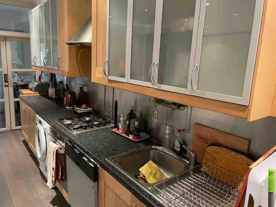 Large Studio Flat In Kensington Londres Extérieur photo